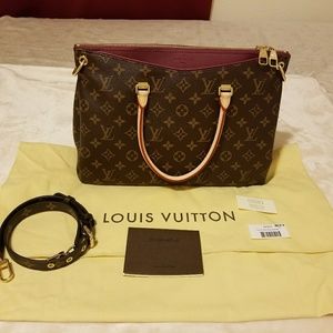 100% Authentic Louis Vuitton Pallas in Aurore